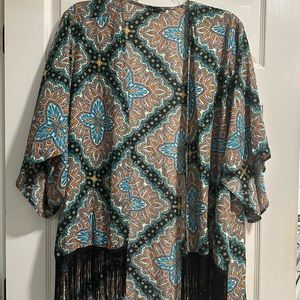 Multicolor kimono with fringe